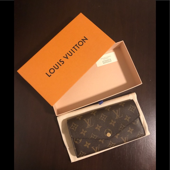 Louis Vuitton Handbags - Sold❗️Louis Vuitton-Sarah Wallet
